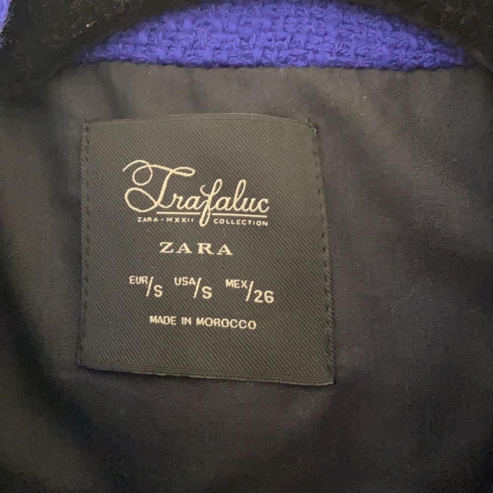 Jacket - Picture 2 of 6